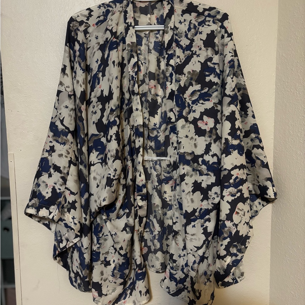 Floral Kimono Jacket - Blue and White